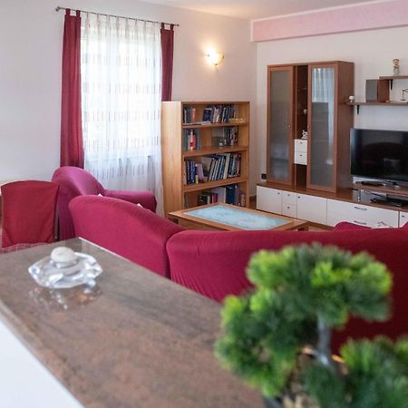 Apartment Kata Ровінь Екстер'єр фото