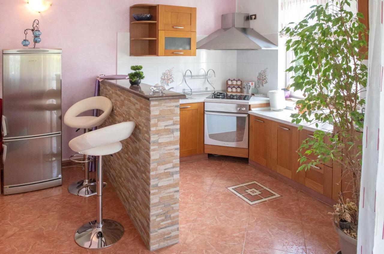 Apartment Kata Ровінь Екстер'єр фото
