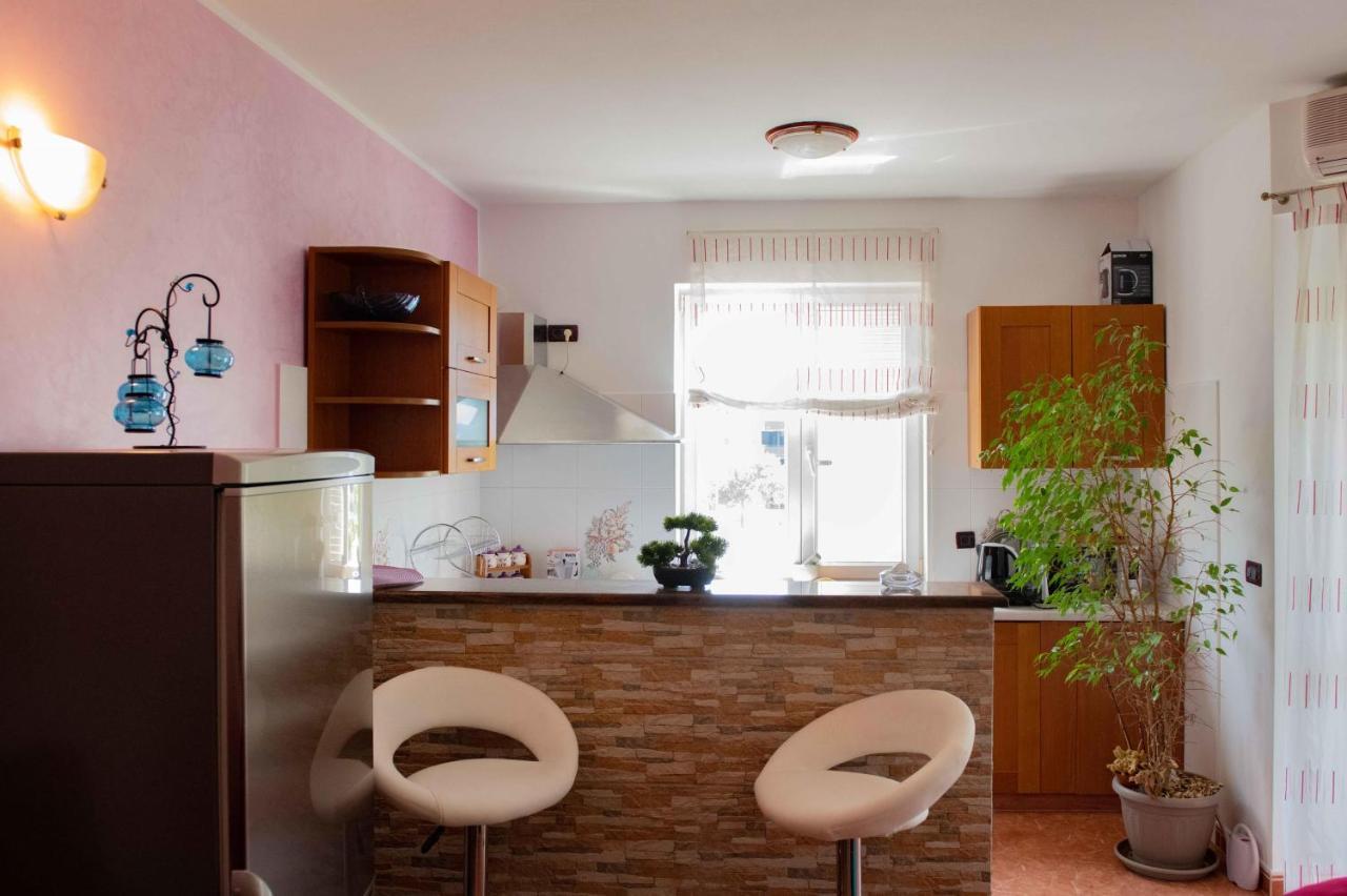 Apartment Kata Ровінь Екстер'єр фото